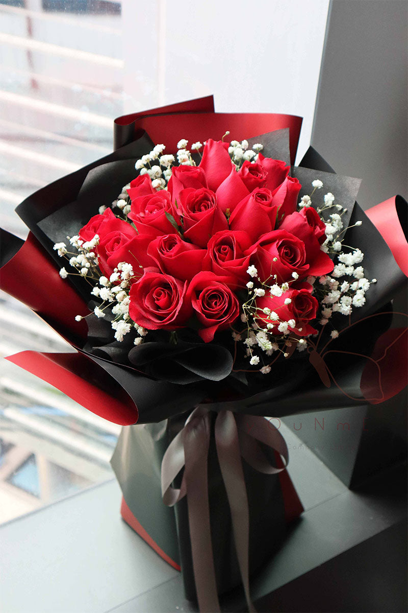 [ 簡約濃情 ] 18枝紅玫瑰花束