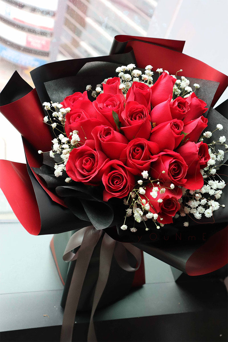 [ 簡約濃情 ] 18枝紅玫瑰花束