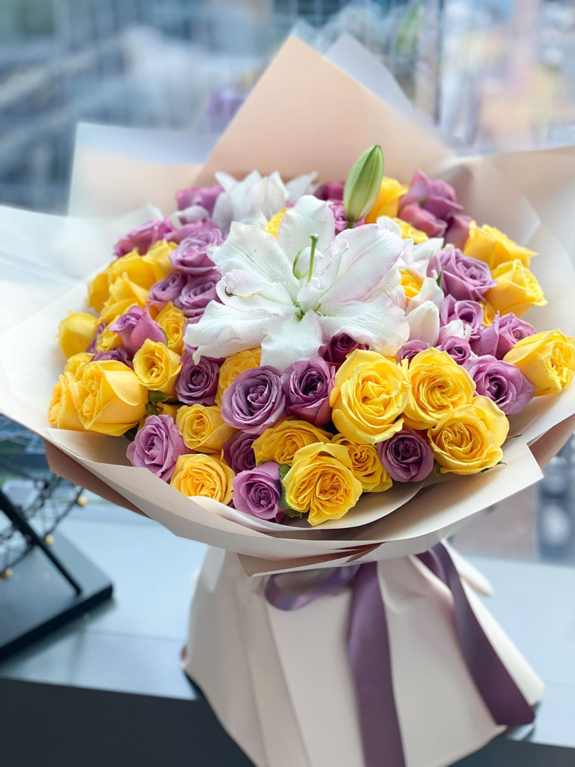 [Your Smell] 50 two-color rose lily bouquet