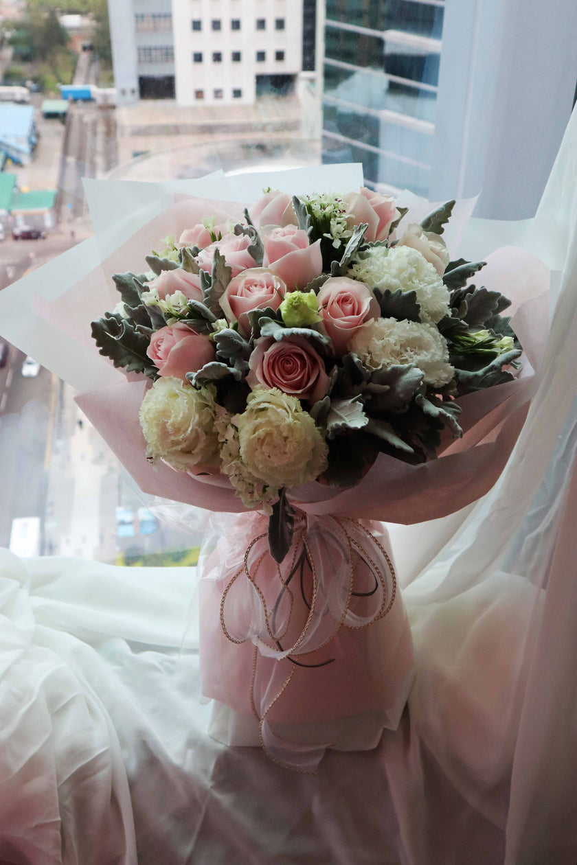 [ 浪漫一生 ] 12枝粉紅玫瑰花束