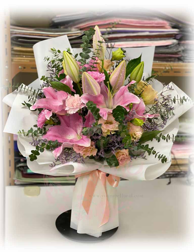 [Centennial Love] Pink Lily Bouquet