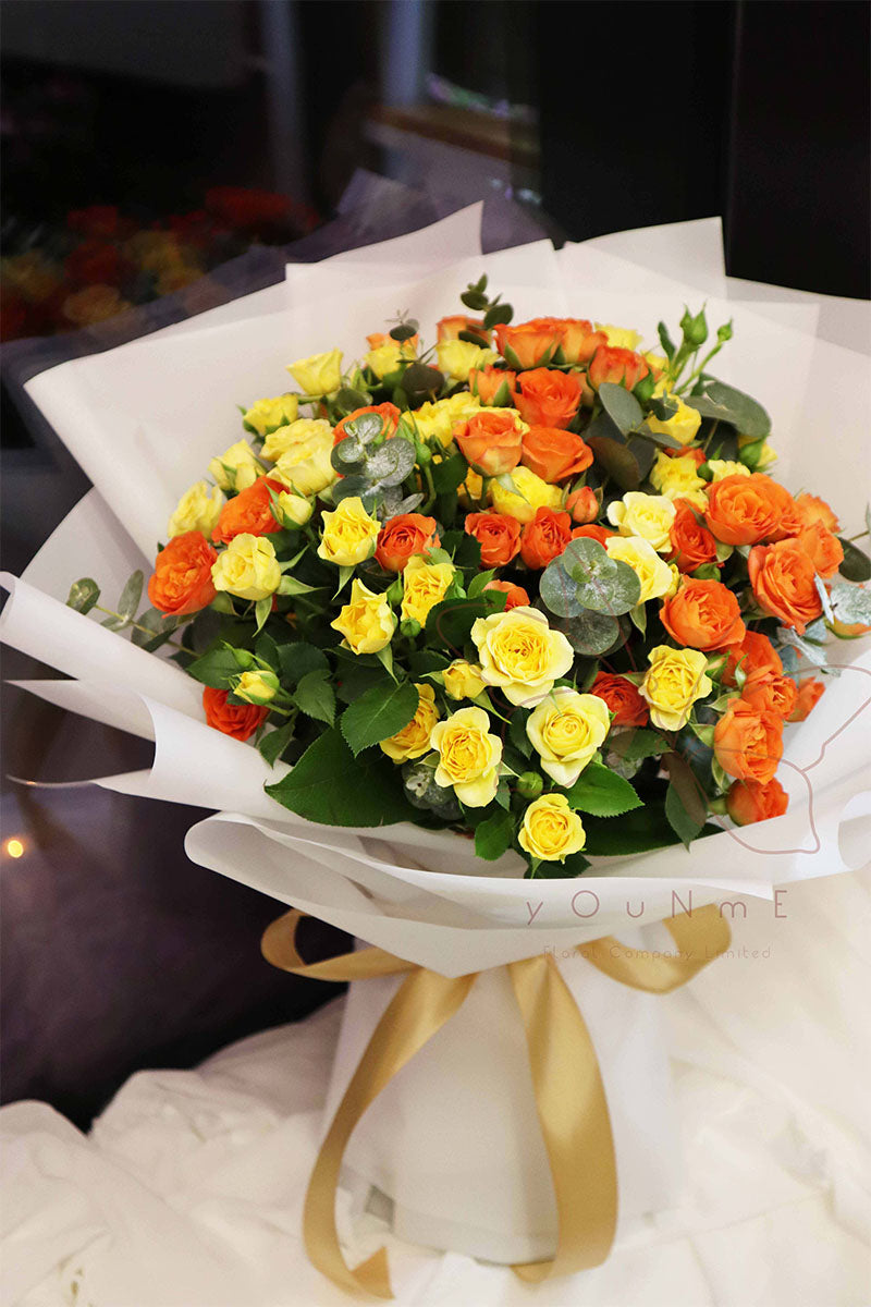 [Elegance] Yellow-orange multi-headed small rose bouquet