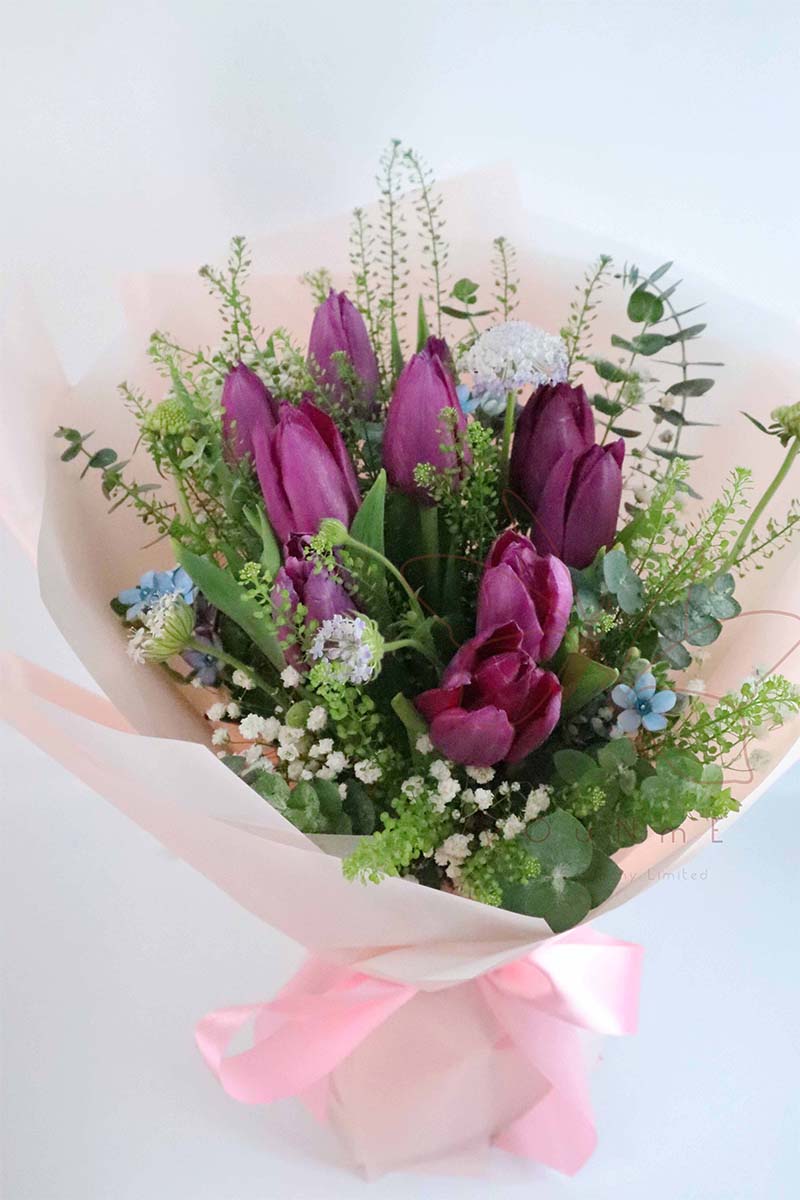 [Fairy] 10 deep purple Dutch tulips bouquet