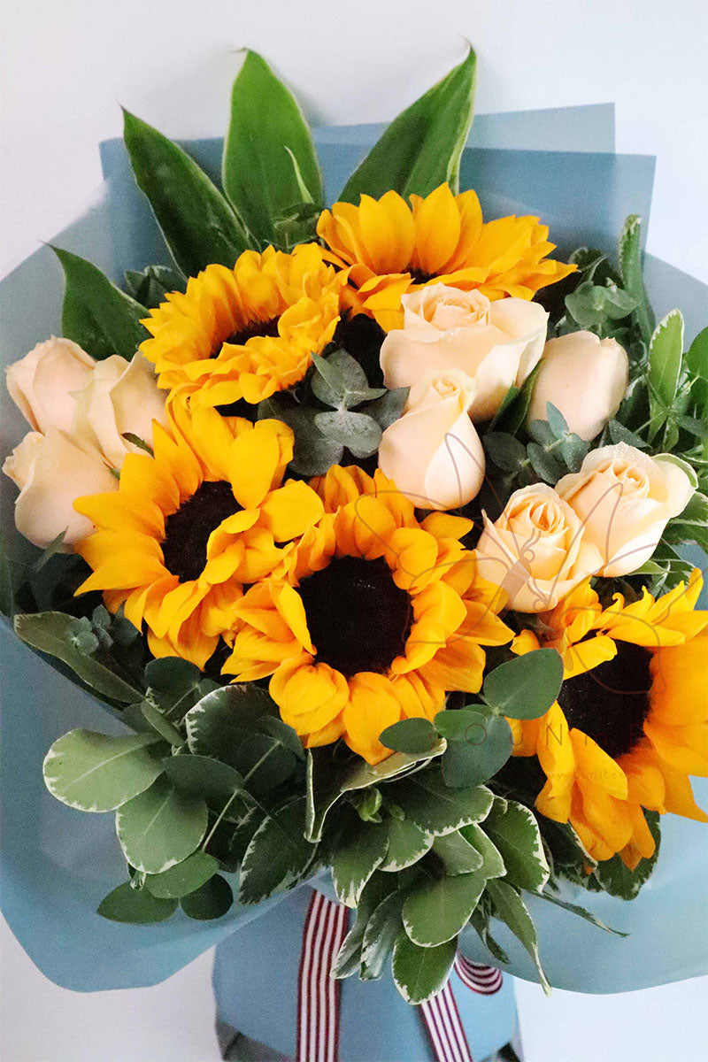 [Progress] Sunflower Graduation Bouquet