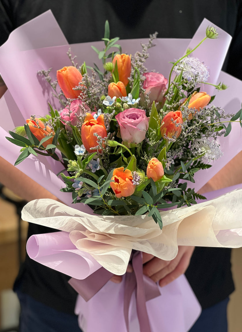 [Morning Phantom] Tulip Rose Bouquet