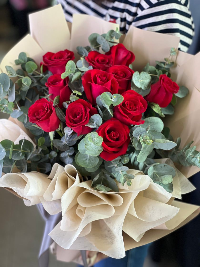 [Flame of Heart] 11 red roses bouquet