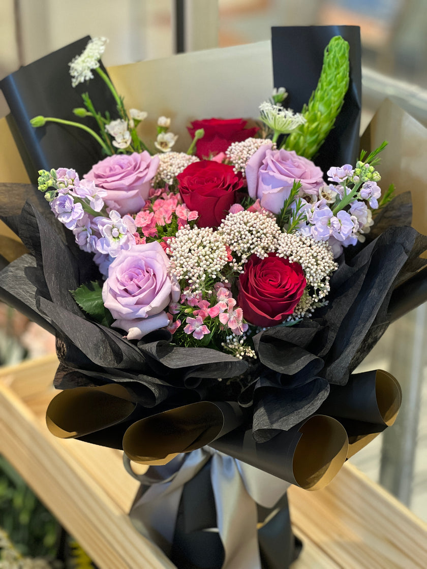 [ 紫魅深情 ] 6枝雙色玫瑰花束