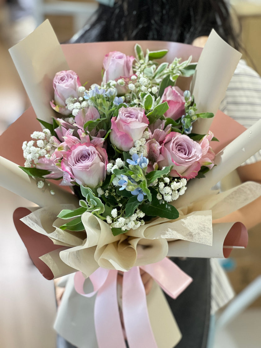 [ 夢幻之戀 ] 紫玫瑰小百合花束