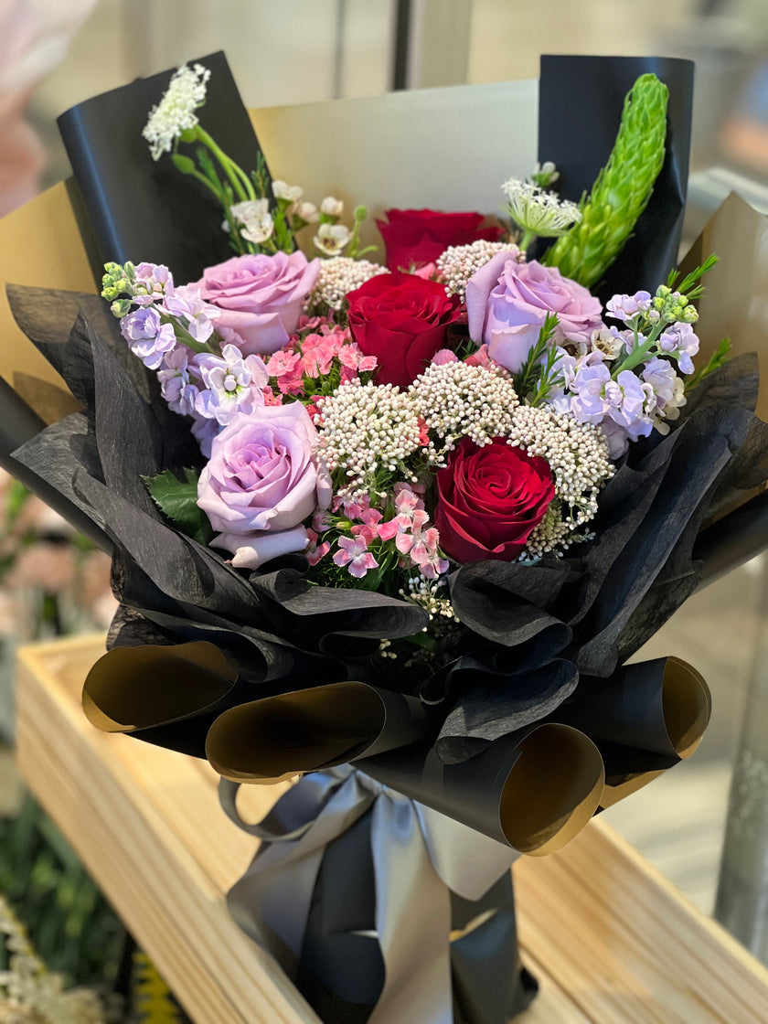 [ 紫魅深情 ] 6枝雙色玫瑰花束