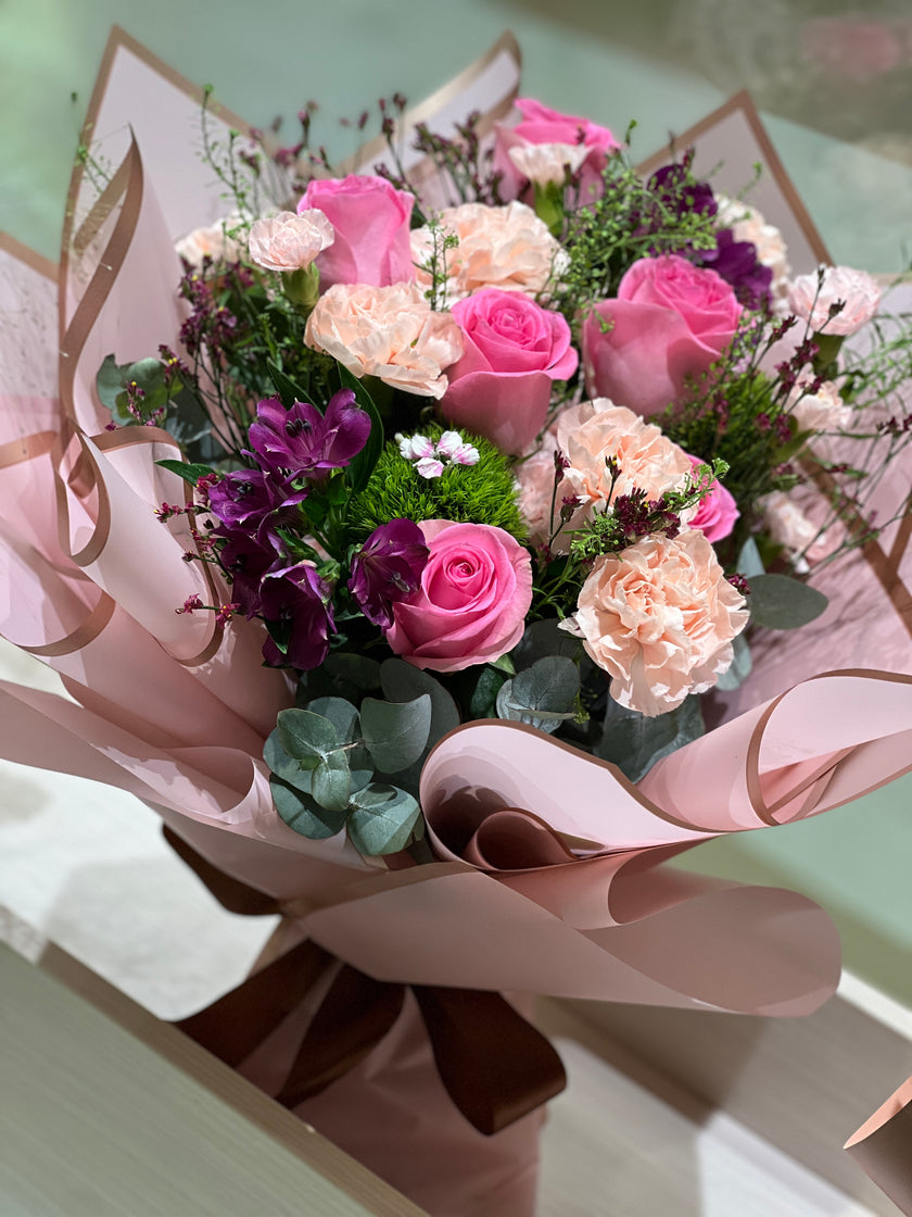 [Colorful Love] Pink Rose Colombian Carnation Bouquet