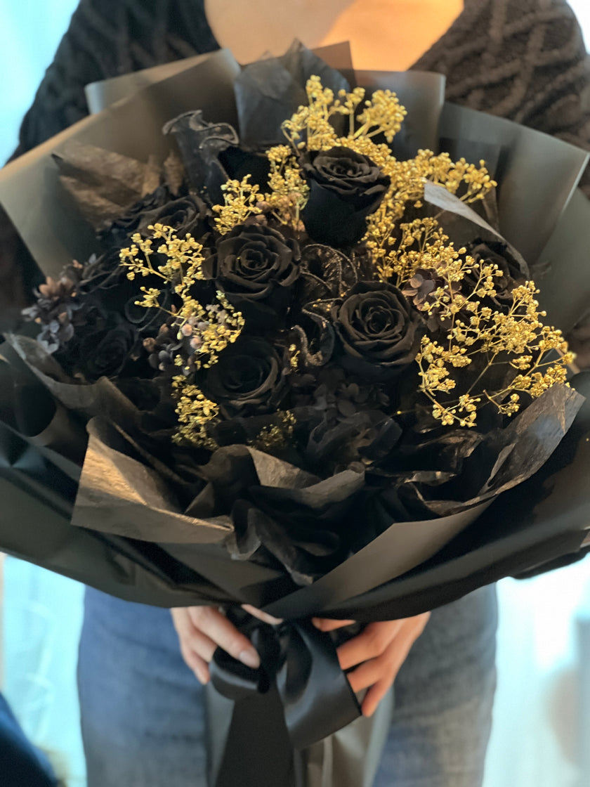 [ 有心人 ] 10枝厄瓜多爾黑色玫瑰永生花束 B027