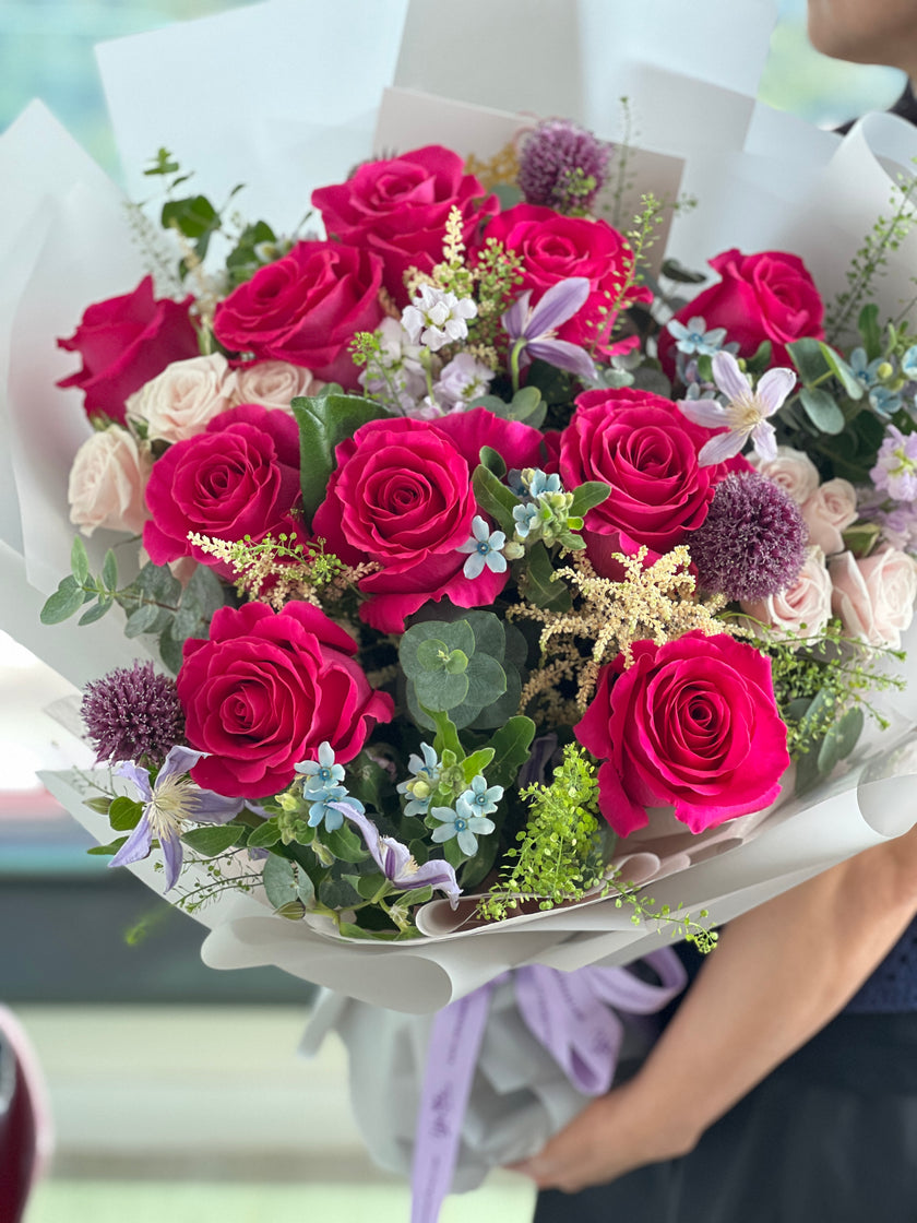 [ 愛意繁花 ] 10枝桃紅色玫瑰花束 B052