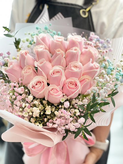 [Pastel Dream] Valentine's Day Bouquet with 18 Pink Roses and Colorful Baby's Breath