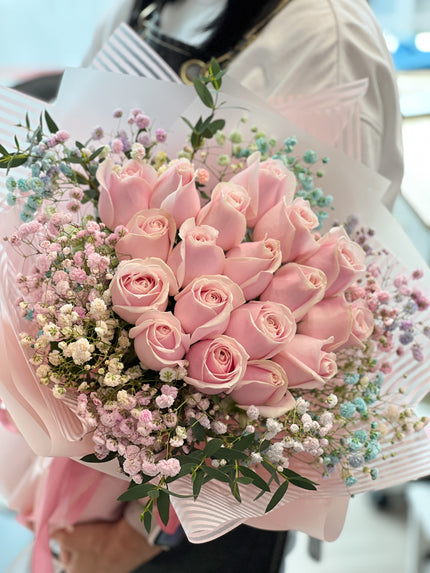 [Pastel Dream] Valentine's Day Bouquet with 18 Pink Roses and Colorful Baby's Breath