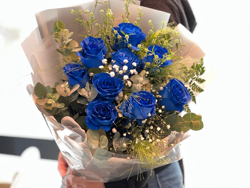 [ 女主角 ] 9枝厄瓜多爾藍色花束 B028