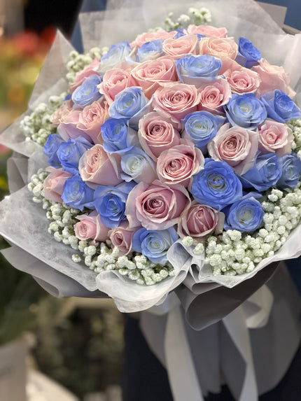 [Pink and Blue Dream] Valentine's Day Bouquet of 50 Pink and Ice Blue Roses