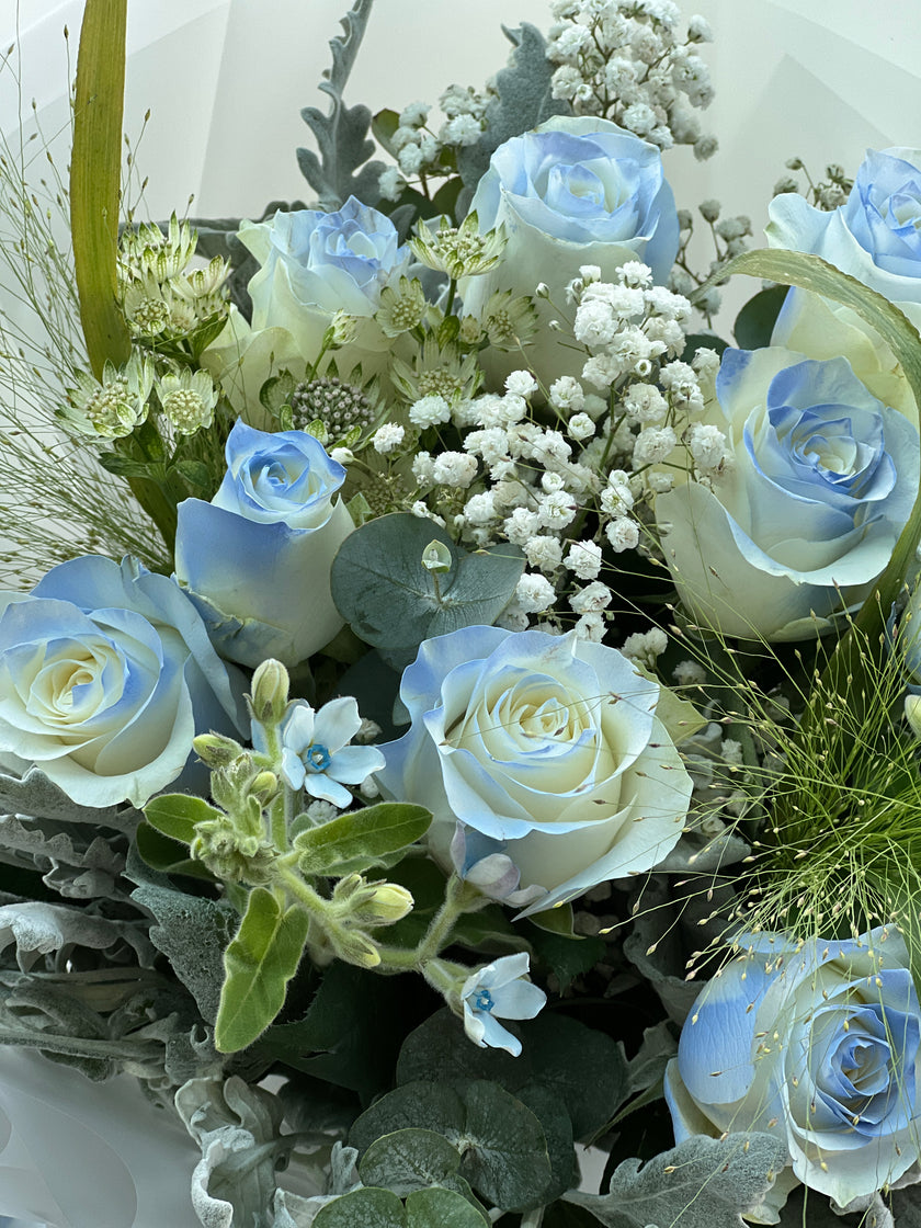 [Ice Blue Love] 9 ice blue rose bouquet
