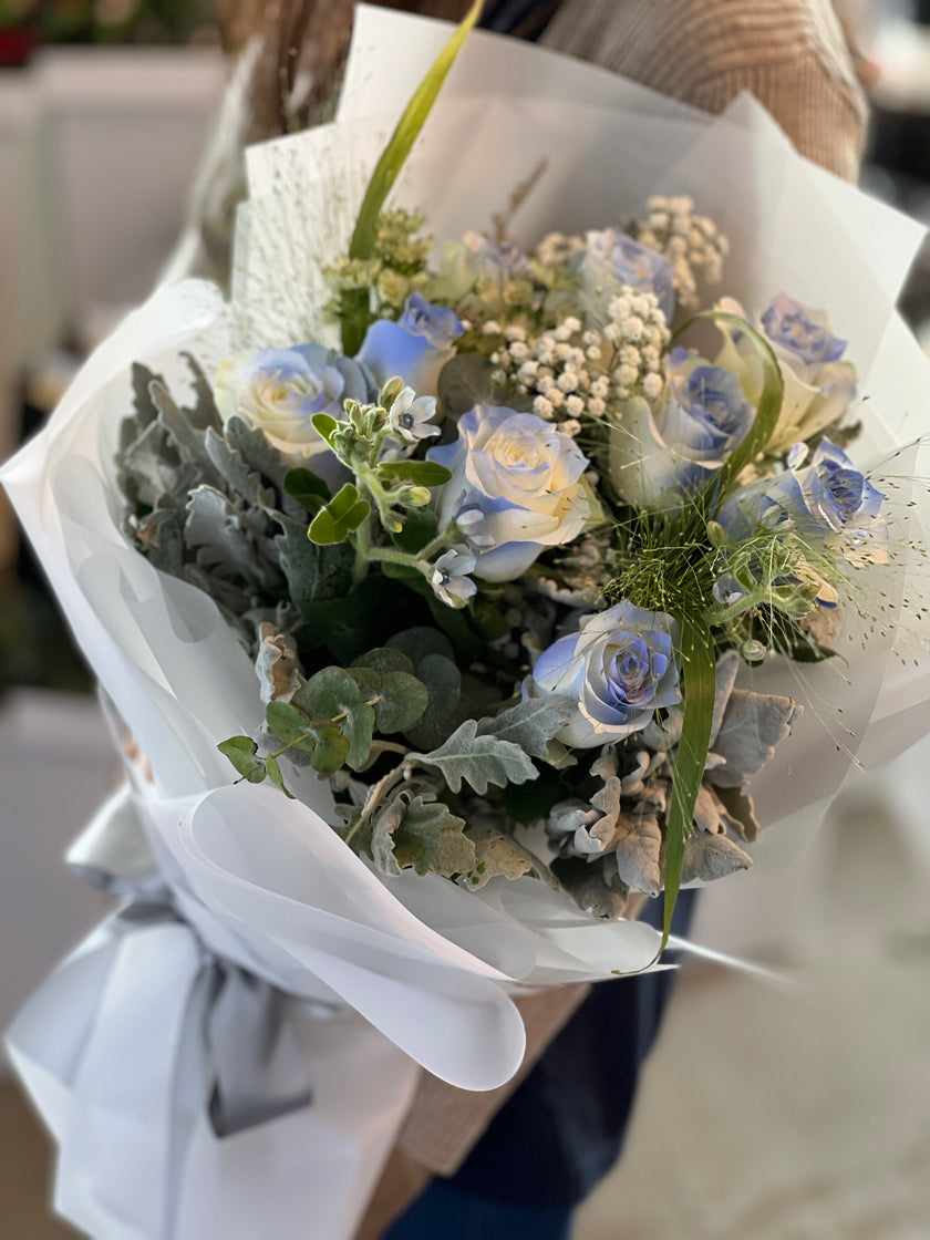 [Ice Blue Love] 9 ice blue rose bouquet
