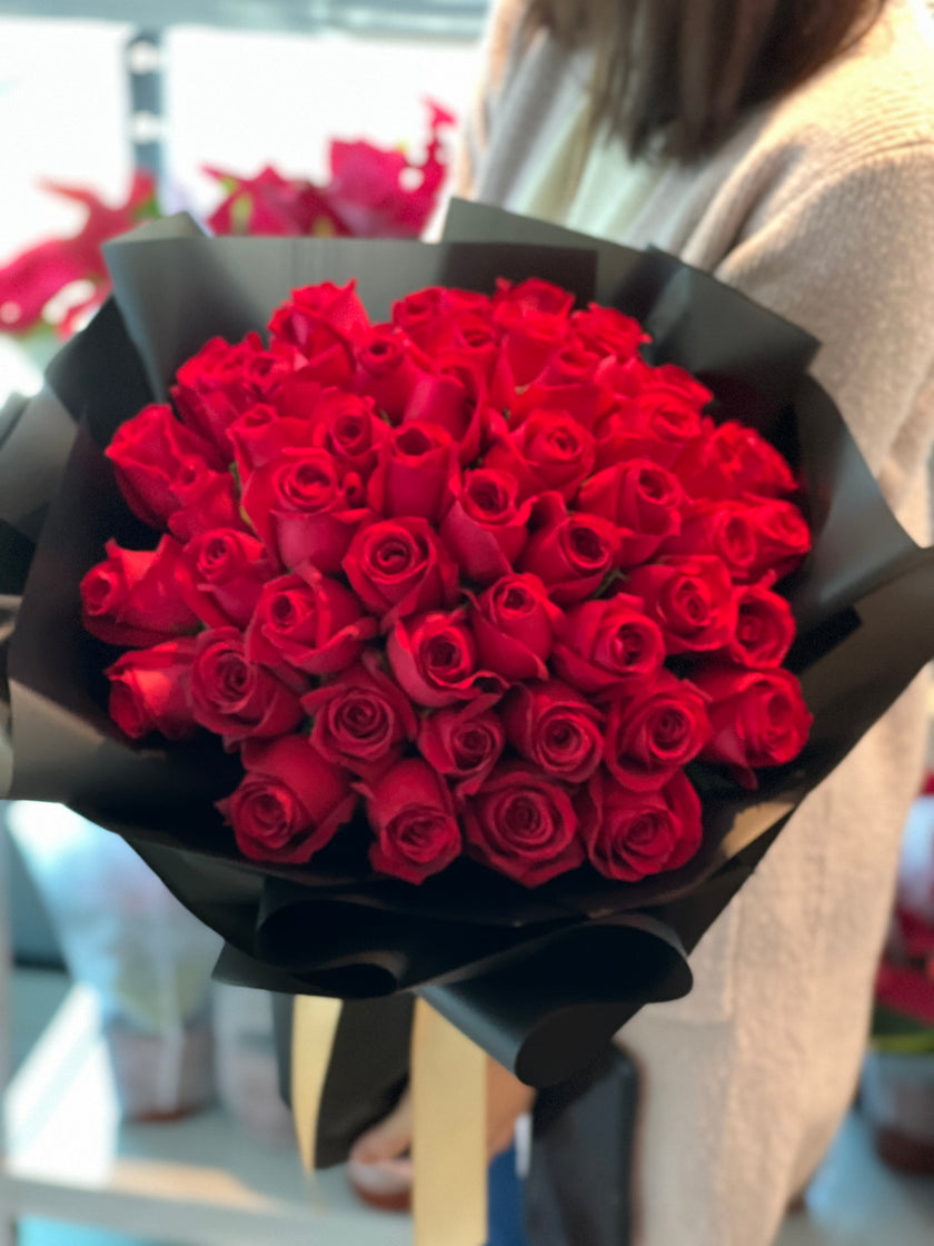 [Passion] 50 red rose bouquet B036