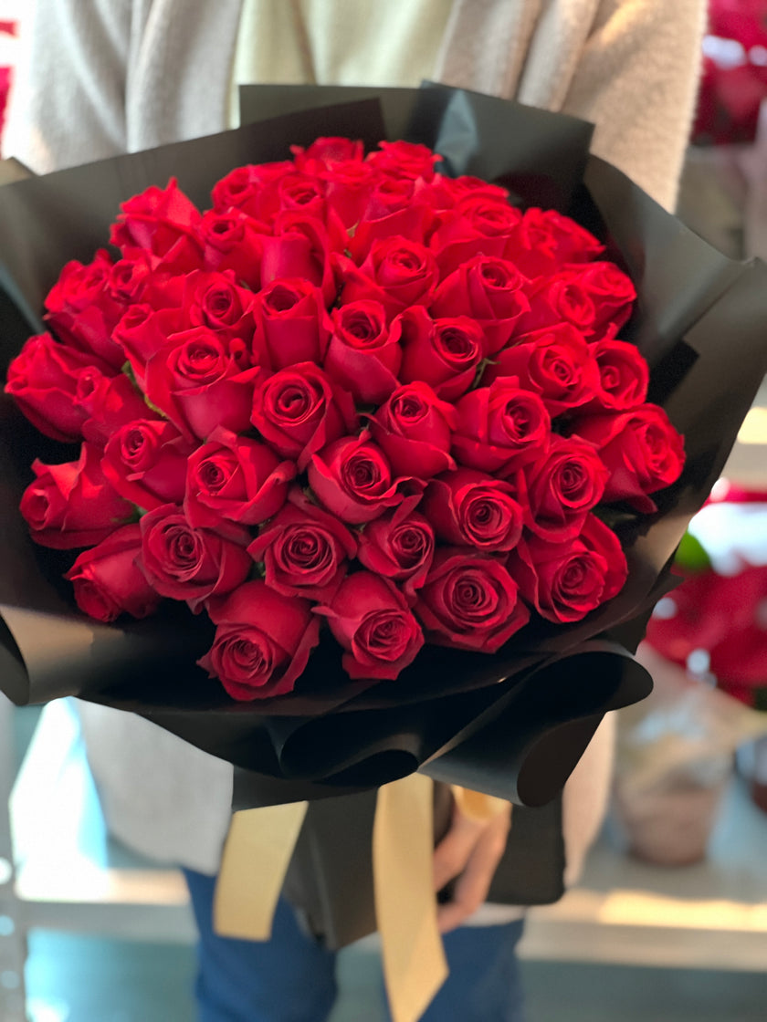 [Passion] 50 red rose bouquet B036