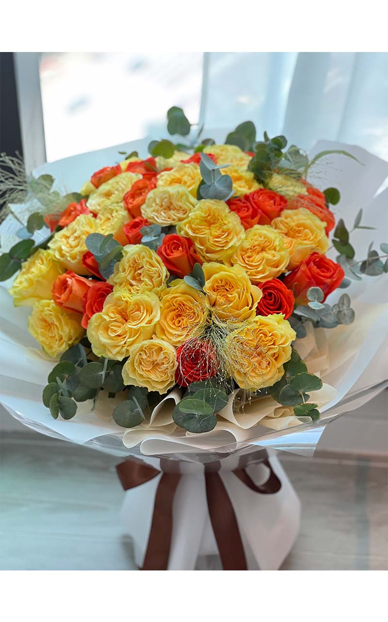 [You and I will never be separated] Proposal bouquet of 50 yellow and orange roses