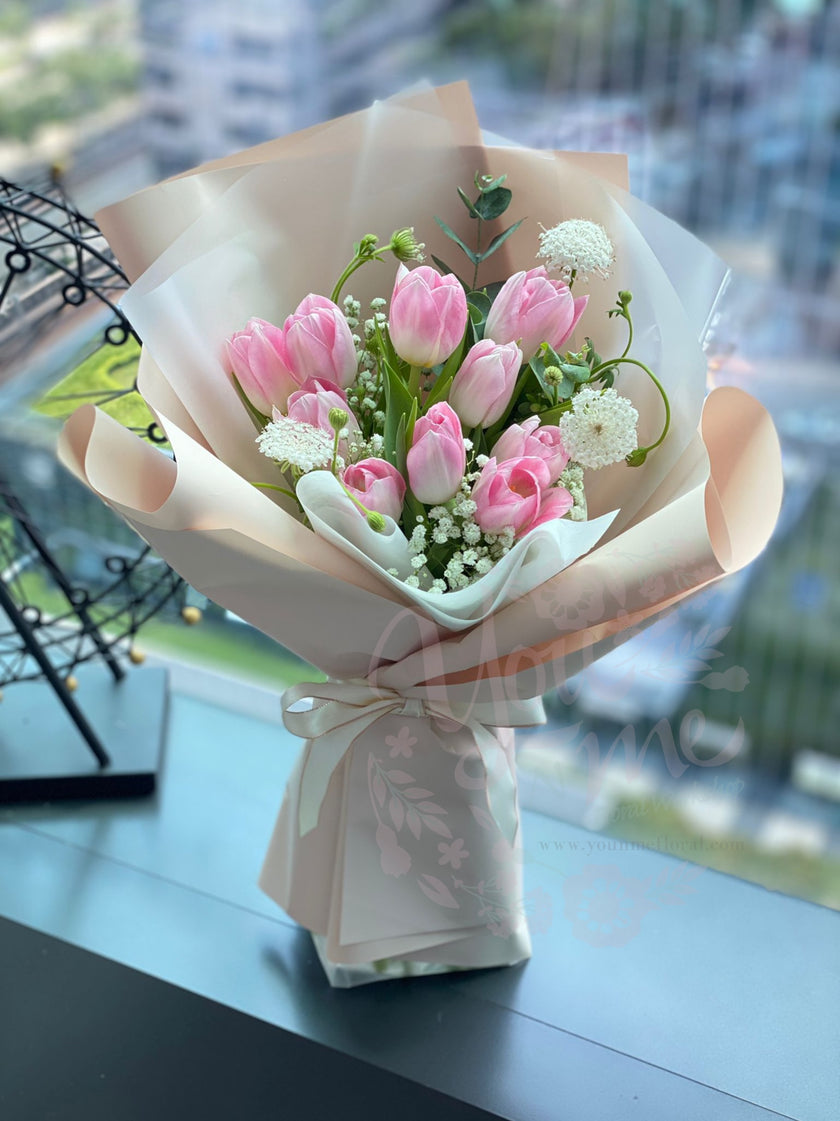 [God of Love] Pink Dutch Tulip Bouquet