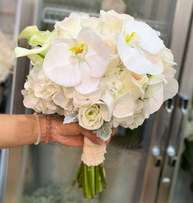 Customized wedding bouquet IV (please contact the florist first)